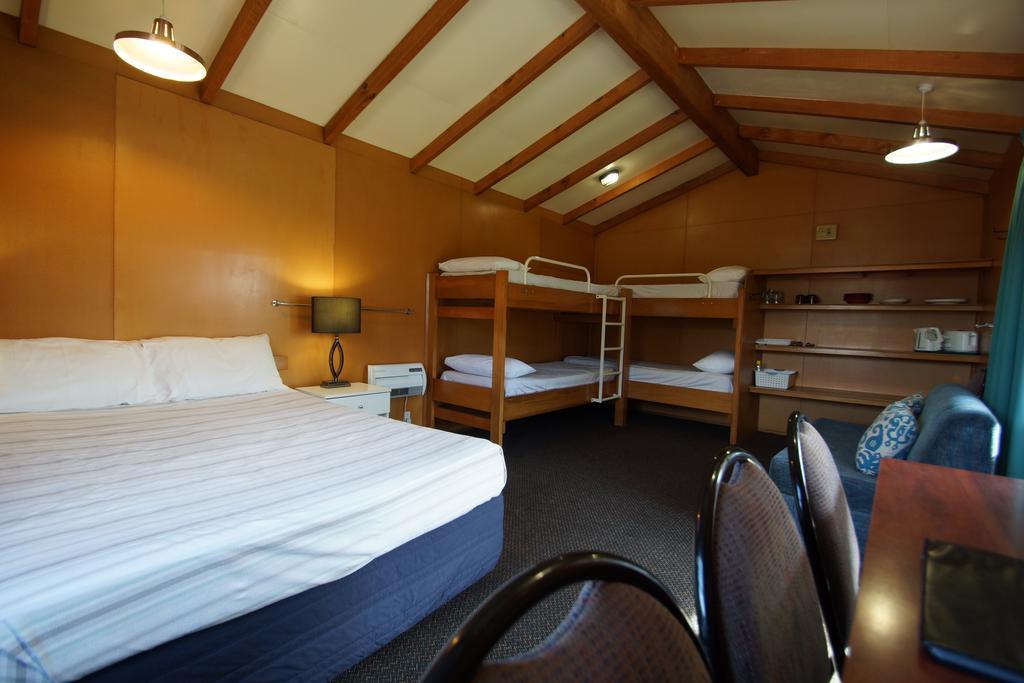 Hanmer Springs Top 10 Holiday Park Room photo